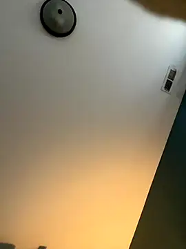 Domimommy420 online show from 10.28.25