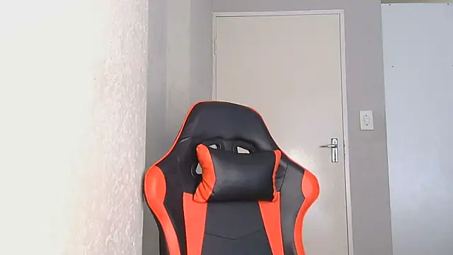 Ballenciaa online show from 10.23.25