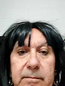 Emily de Carla online show from 04.07.26