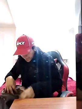 Raven Rouge  online show from 02.10.26