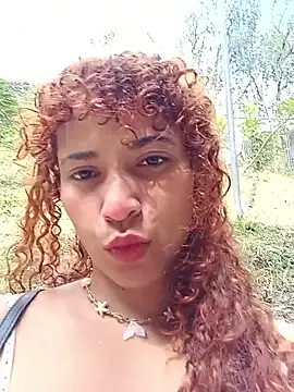 Vikyvoyeur online show from 12.19.25