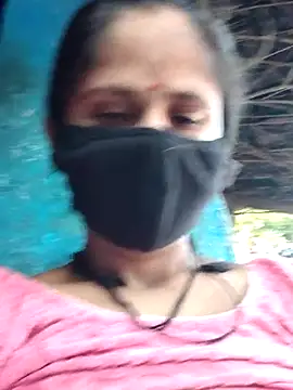 Hot-ilaiy online show from 10.06.25