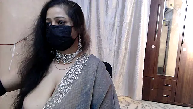 Snapshot of sexy_indianboobs chatting on 05.01.26 sexy indianboobs online show from 05.01.26