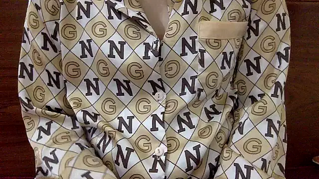 Snapshot of Lamoon_2k chatting on 11.06.25 Lamoon 2k online show from 11.06.25