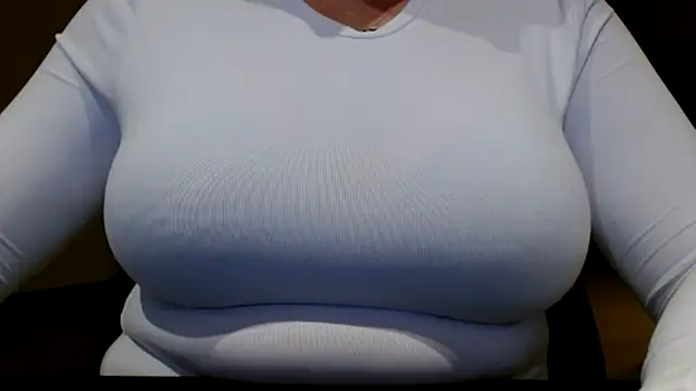 Esmee-Xxx online show from 11.12.25