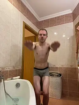 Snapshot of Skinny0150 chatting on 02.11.26 Skinny0150 online show from 02.11.26