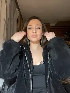 Snapshot of _shadylady_ chatting on 10.07.25 shadylady online show from 10.07.25