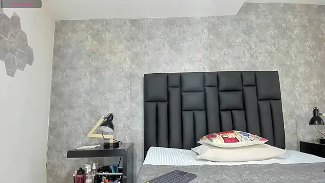 crystaldarliing online show from 01.06.26