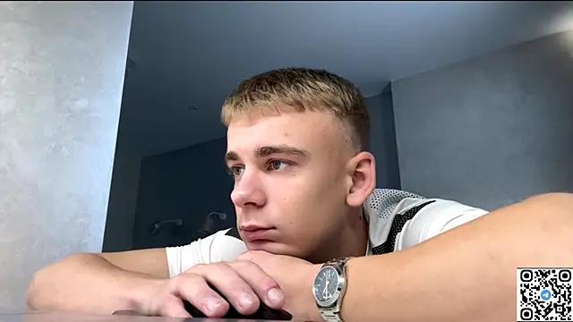 Snapshot of echowraith chatting on 09.26.25 echowraith online show from 09.26.25