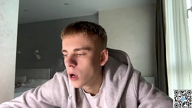 Snapshot of echowraith chatting on 11.20.25 echowraith online show from 11.20.25