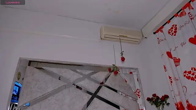 ThiccyLexxy online show from 09.30.25