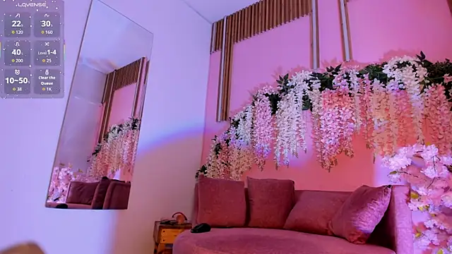 ThiccyLexxy online show from 11.30.25