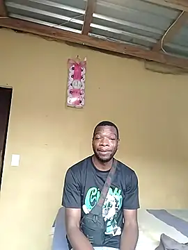 Snapshot of TmanZim2025 chatting on 12.22.25 TmanZim2025 online show from 12.22.25