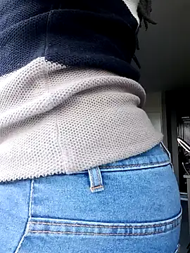 Snapshot of TmanZim2025 chatting on 01.06.26 TmanZim2025 online show from 01.06.26