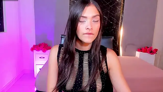 Snapshot of Hannacooper3 chatting on 09.22.25 Hannacooper3 online show from 09.22.25