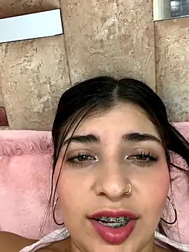 Isaa-Sweet online show from 09.11.25