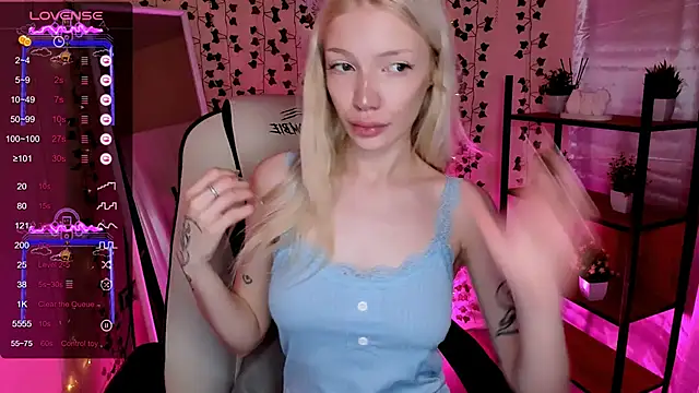 AnyaTaylor  online show from 05.13.26