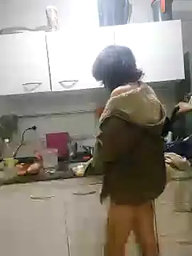 kendrafarq online show from 09.18.25