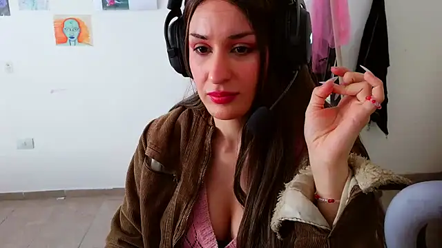 kendrafarq online show from 05.13.26