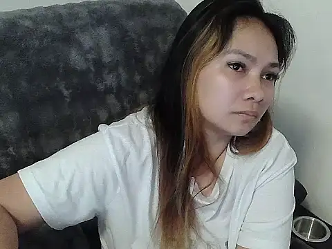 Snapshot of AsiannBella chatting on 10.09.25 AsiannBella online show from 10.09.25