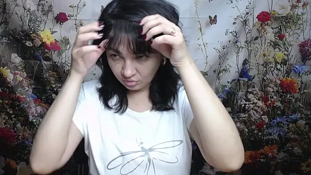 SelenaFly online show from 09.15.25