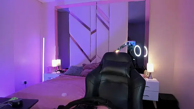 EmmaStonns online show from 02.16.26