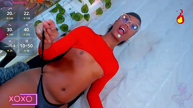 Snapshot of EbonyWildYou chatting on 11.11.25 EbonyWildYou online show from 11.11.25