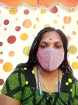 Snapshot of Tamil_Abinaya chatting on 10.13.25 Tamil Abinaya online show from 10.13.25