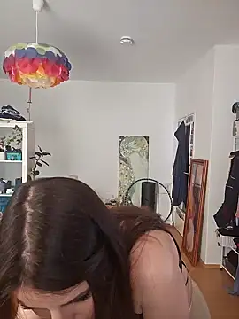 Snapshot of BelleFelicitas chatting on 09.29.25 BelleFelicitas online show from 09.29.25