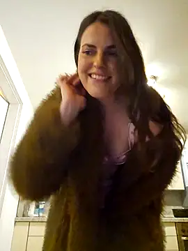 Snapshot of BelleFelicitas chatting on 04.06.26 BelleFelicitas online show from 04.06.26