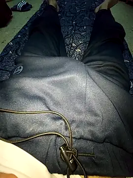 RaoufDz17cm online show from 10.27.25