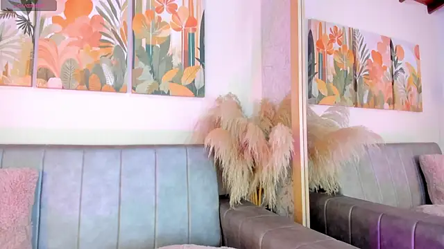 Snapshot of Celeste-Evanns chatting on 11.28.25 Celeste-Evanns online show from 11.28.25