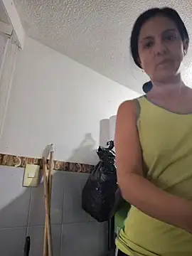 Snapshot of BasmaHernandez chatting on 07.15.26 BasmaHernandez online show from 07.15.26