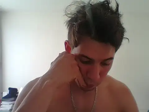 Maxtaylor18 online show from 02.18.26