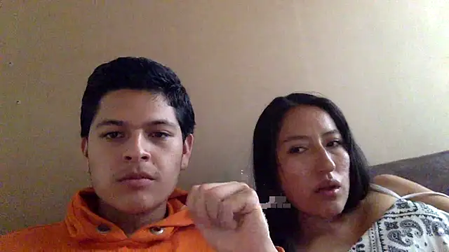 Snapshot of AlbyberCH chatting on 10.25.25 AlbyberCH online show from 10.25.25