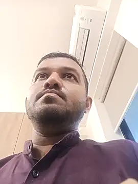 VJ17 online show from 04.09.26