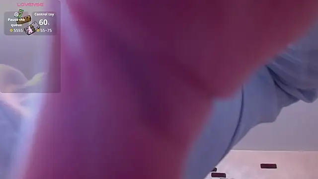 Snapshot of JonahShaw chatting on 01.08.26 JonahShaw online show from 01.08.26