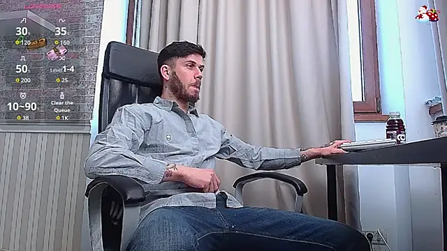 Snapshot of JonahShaw chatting on 01.12.26 JonahShaw online show from 01.12.26