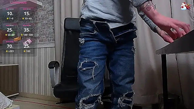 Snapshot of JonahShaw chatting on 01.15.26 JonahShaw online show from 01.15.26