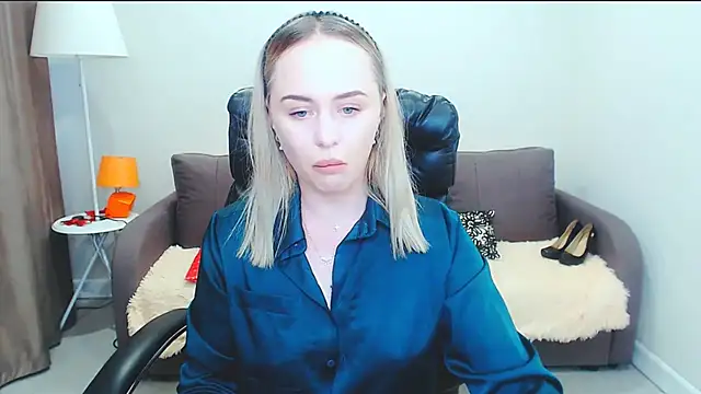 LiluMoon   online show from 07.08.26