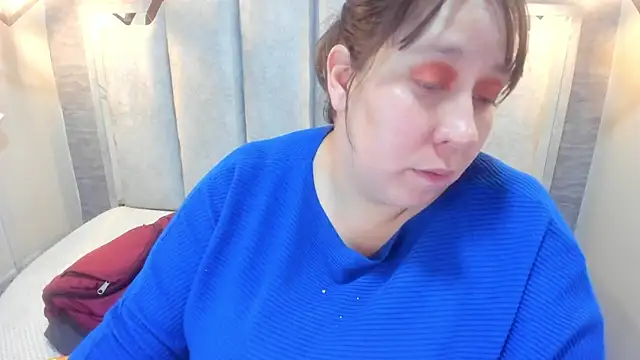  Emily rosee  online show from 09.24.25