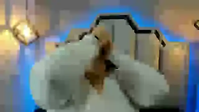  Emily rosee  online show from 10.10.25