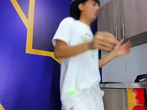 Snapshot of gustavo_saaled19_ chatting on 09.15.25 gustavo saaled19 online show from 09.15.25