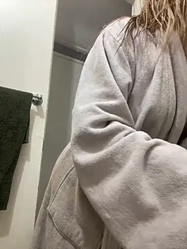 Snapshot of MorganHot0809 chatting on 02.24.26 MorganHot0809 online show from 02.24.26