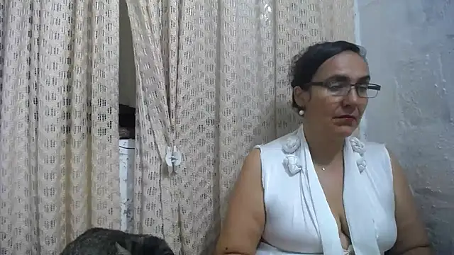 gabbyparker  online show from 04.14.26