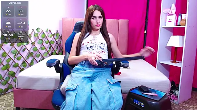 Snapshot of ximena_butterfly2 chatting on 05.20.26 ximena butterfly2 online show from 05.20.26