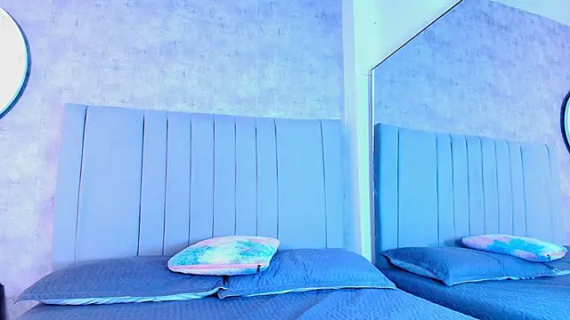 Snapshot of karla-ruiz chatting on 10.16.25 karla-ruiz online show from 10.16.25