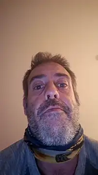 Snapshot of jpanal chatting on 11.10.25 jpanal online show from 11.10.25