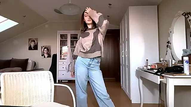 DarlineBrustera online show from 10.12.25