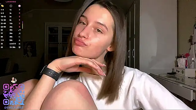 DarlineBrustera online show from 12.15.25